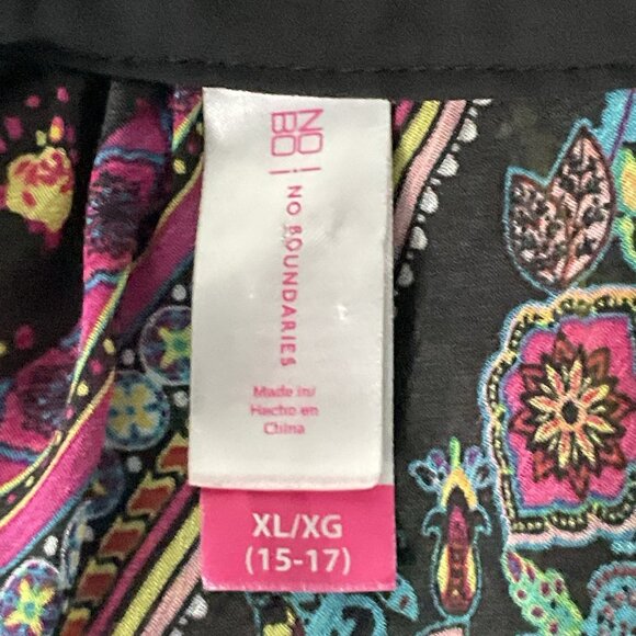 No Boundaries Top XL Floral Colorful Bold Open Shoulder Embroidery V-Neck Aztec - Picture 3 of 15
